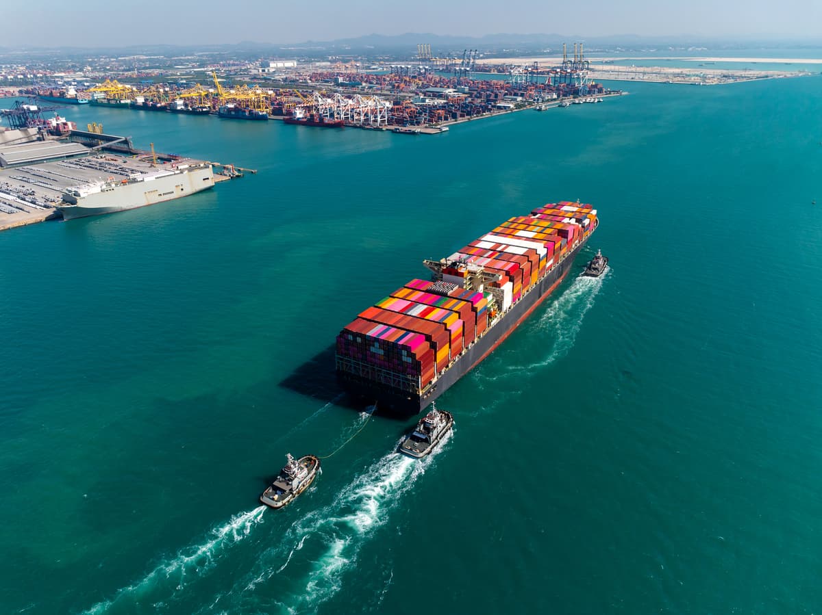 Understanding the Basics of Shipping Chartering
