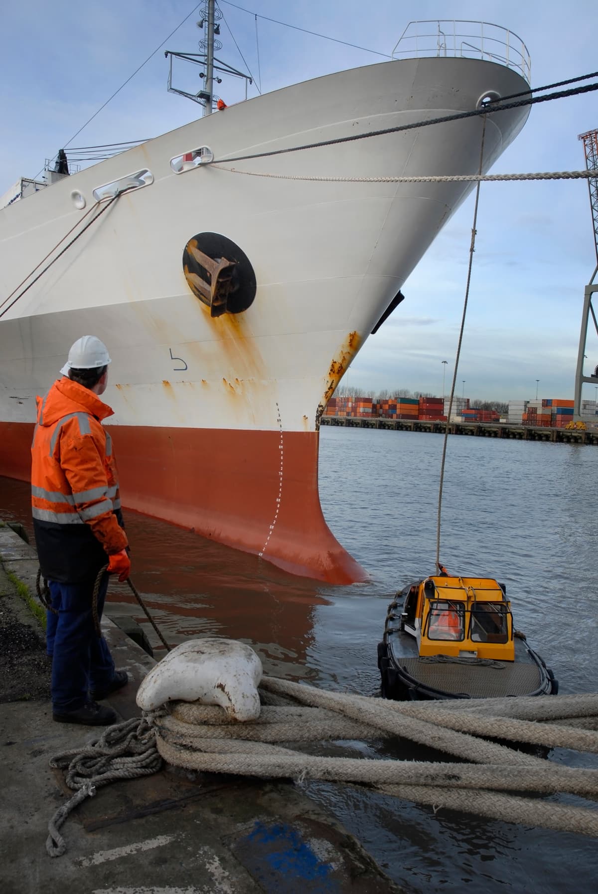 IN-Water Survey (IWS) For Sea-Going VesselsChief &amp; Second Engineer Perspective